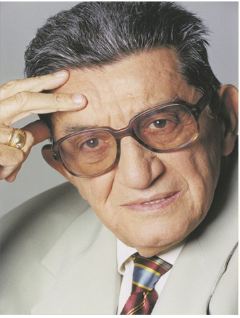 ΛIΓΟ ΦΙΛΟΤΙΜΟ, κ. ΕΦΟΠΛΙΣΤΕΣ!