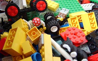 Απομιμήσεις παιχνιδιών στο Αιγάλεω