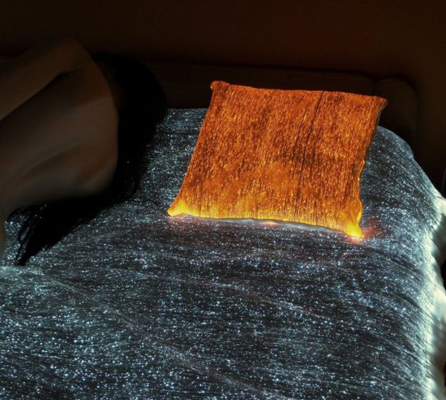 Υφάσματα για όσους …φοβούνται το σκοτάδι