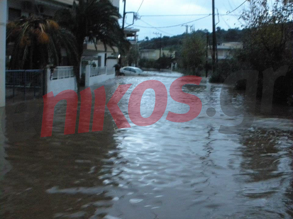 Στην Εύβοια χρειάζονται… βάρκες