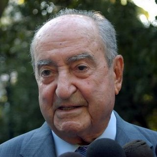 Στα ράφια το βιβλίο Μητσοτάκη