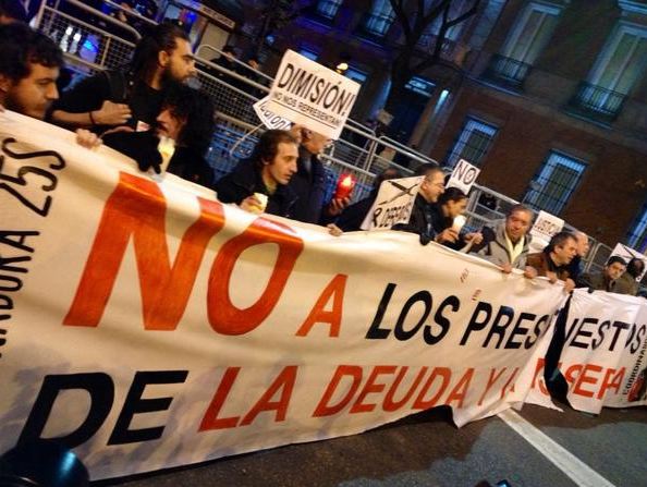 Φωτό-Στους δρόμους οι “Αγανακτισμένοι” Ισπανοί