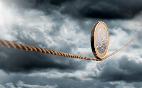 Σταθεροποιείται η ανάπτυξη στην Ελλάδα