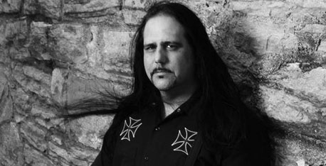 Κιθαρίστας πέθανε πάνω στη σκηνή