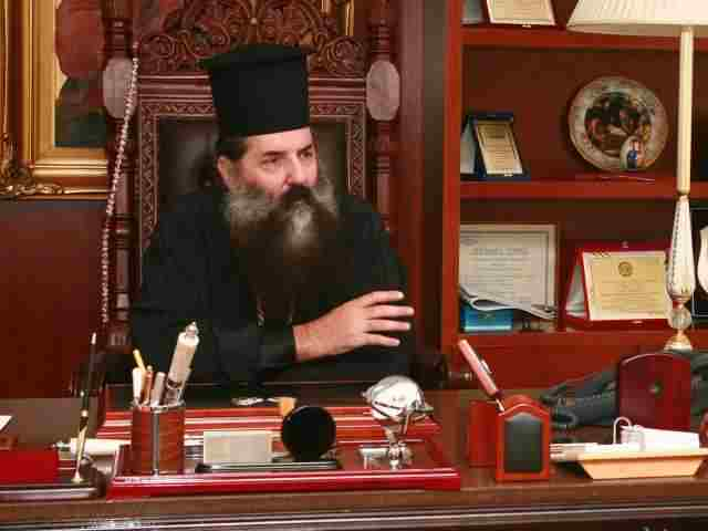 Και ο Σεραφείμ κατά των…Κυριακών