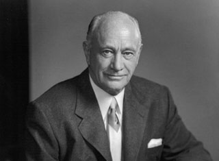 Η ιστορία του Κόνραντ Χίλτον