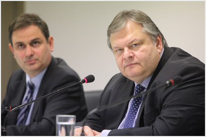 Οι ενστάσεις του ΠΑΣΟΚ στο φορολογικό