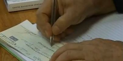 Δεν μιλάει ο πρώην σύμβουλος του ΕΟΤ – Προσήλθε ο Καραχάλιος