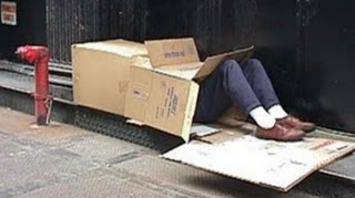 Διανυκτέρευση σε χαρτόκουτα