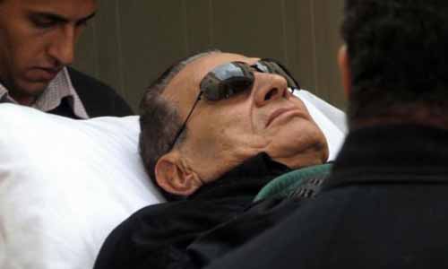 Στο νοσοκομείο ο Χόσνι Μουμπάρακ