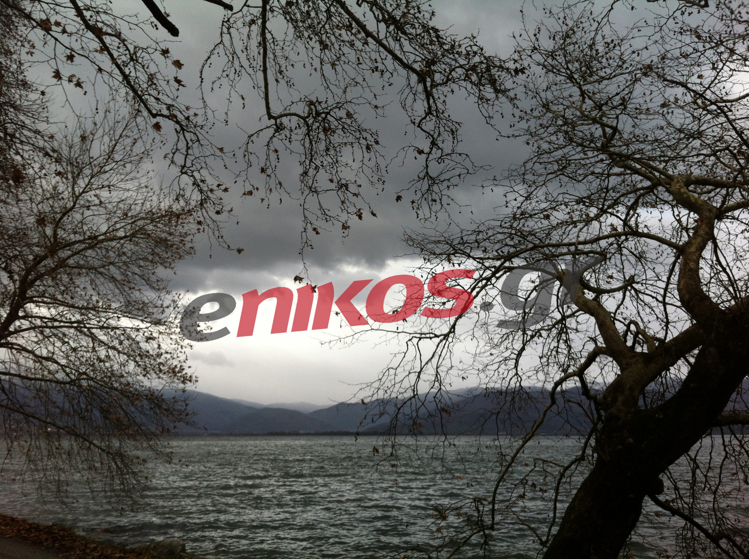 Φωτό από την βροχερή Καστοριά