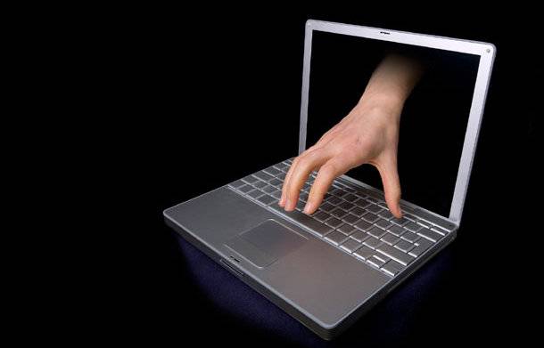 Πουλούσε προσωπικά δεδομένα