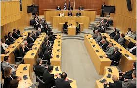 Μετά τις γιορτές η ψήφιση του φορολογικού