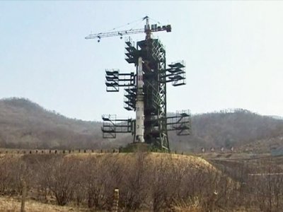 Η Βόρεια Κορέα εκτόξευσε πύραυλο