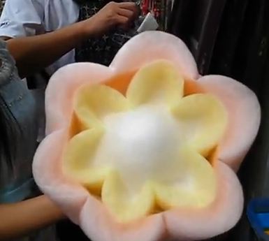 Βίντεο:Κάνει τέχνη το… μαλλί της γριάς