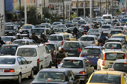 Το χάος επέστεψε στους δρόμους