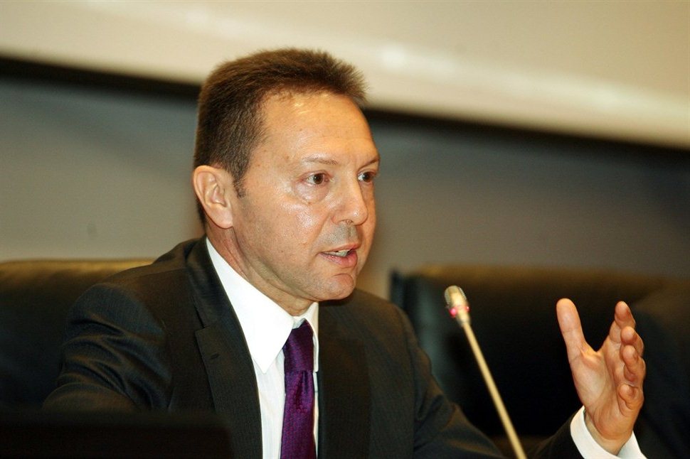 Στουρνάρας:Επιστρέψτε τα χρήματα από το εξωτερικό