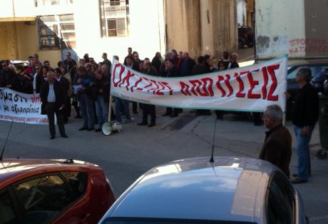 Η Πάτρα στους δρόμους