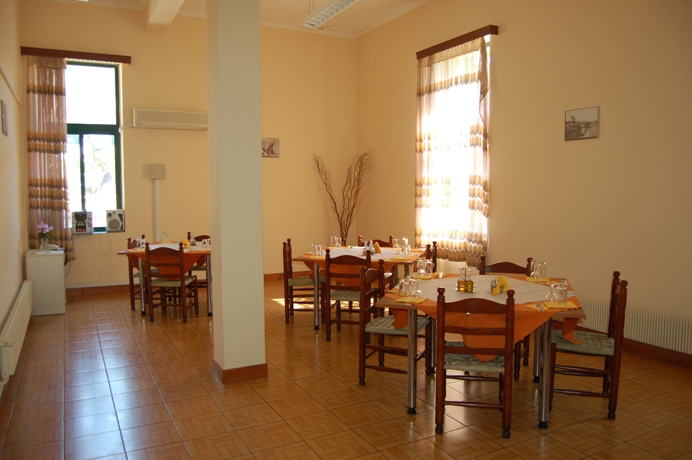 Απάντηση του πολιτικού προσωπικού στους ένστολους