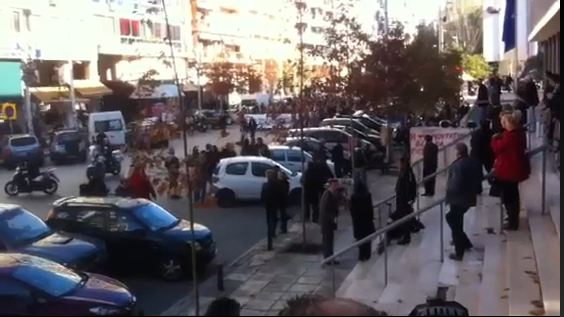 Αναβλήθηκε η δίκη των 16