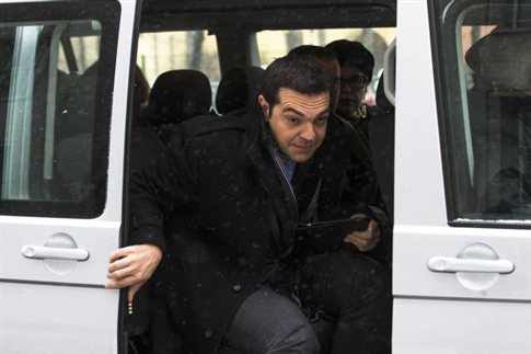 Πρώτη θέση ταξίδεψε ο Τσίπρας