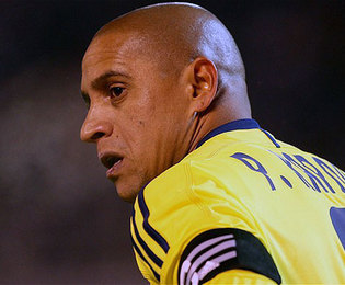 Πάει Τούμπα ο Ρομπέρτο Κάρλος