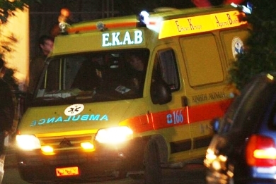 Τον μαχαίρωσε για μια χρυσή καδένα