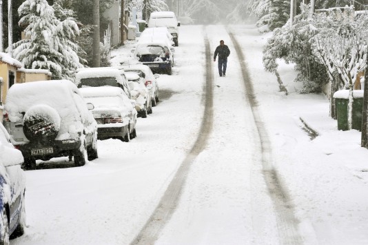 Χιονίζει στη Δυτική Μακεδονία