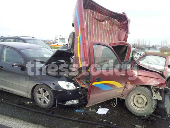 Βίντεο και φωτογραφίες από τη φονική καραμπόλα