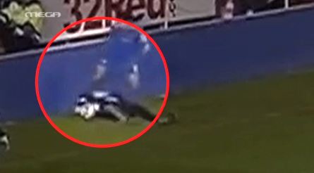 Τον κλώτσησε ή όχι;