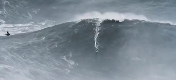 ΒΙΝΤΕΟ-Ο “βασιλιάς” των κυμάτων