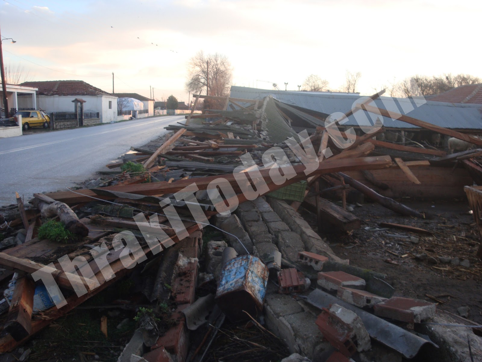 ΒΙΝΤΕΟ: Ανεμοστρόβιλος «σάρωσε» την Ξάνθη