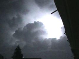 Σπίτι χτυπήθηκε από κεραυνό