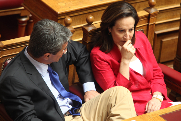 «Φλερτάρει» με Διαμαντοπούλου ο Λοβέρδος