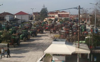 Έτοιμοι για μπλόκα οι αγρότες