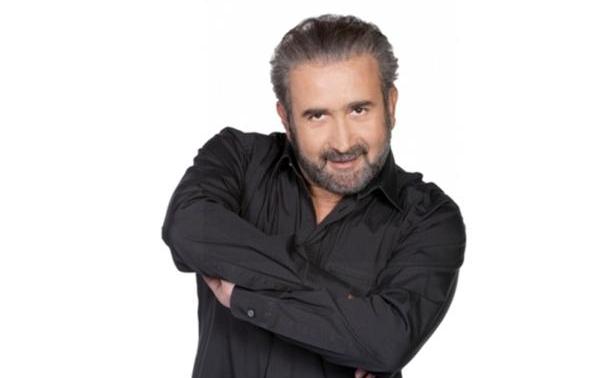 “Ορκιστείτε παρακαλώ” δια χειρός…