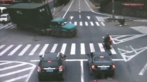 BINTEO- Μισό βήμα… σωτηρίας