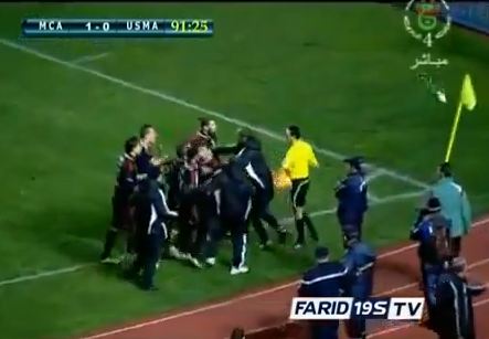 Βίντεο-Παίκτης χαστούκισε επόπτη