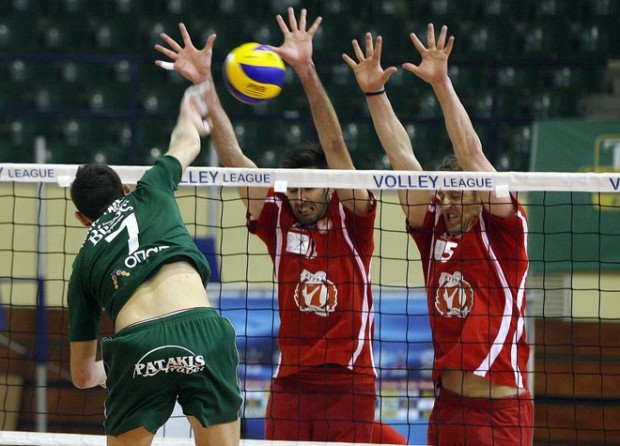 Το θρίλερ…βάφτηκε “ερυθρόλευκο”