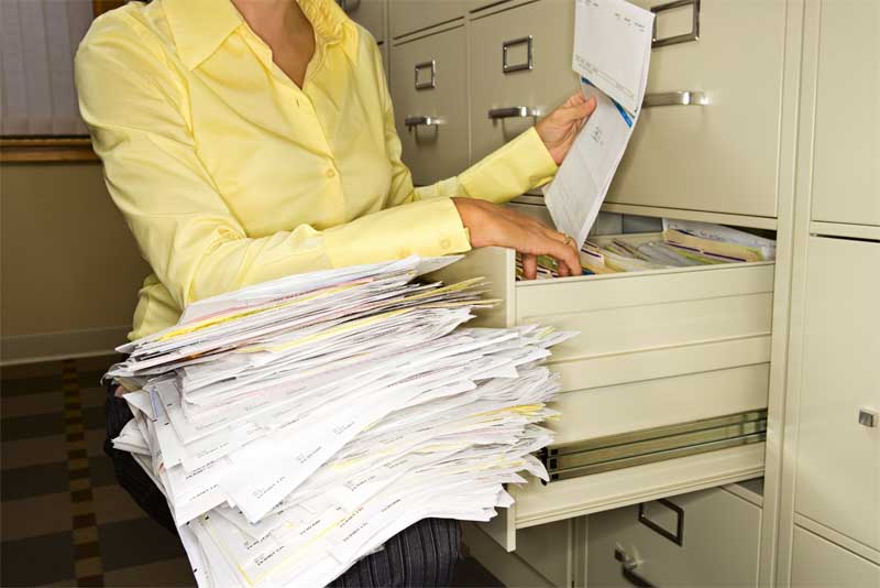 ΑνΙΚΑνοι να την απομακρύνουν