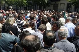 ΤΩΡΑ: Πορεία διαμαρτυρίας των εργαζομένων της ΣΤΑ.ΣΥ.