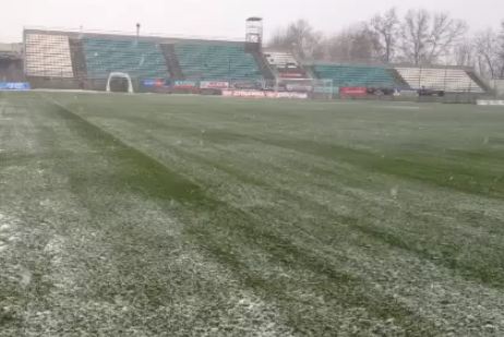 ΒΙΝΤΕΟ-Το ματς θα γίνει με χιόνι