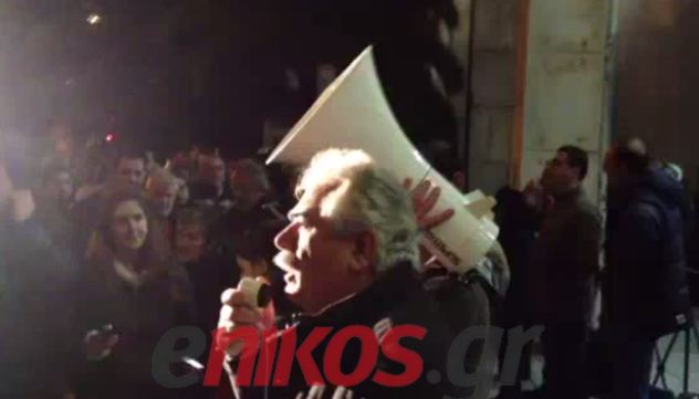 ΒΙΝΤΕΟ-Βουλευτές του ΚΚΕ ζητούν την απελευθέρωση των συλληφθέντων