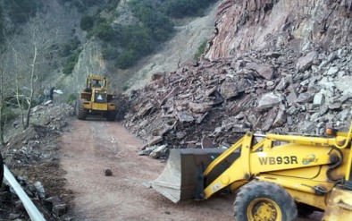Αποκλείστηκαν χωριά στην Ευρυτανία
