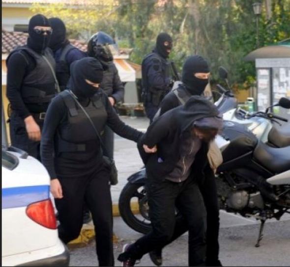 ​Τι βρήκαν στο διαμέρισμα των συλληφθέντων