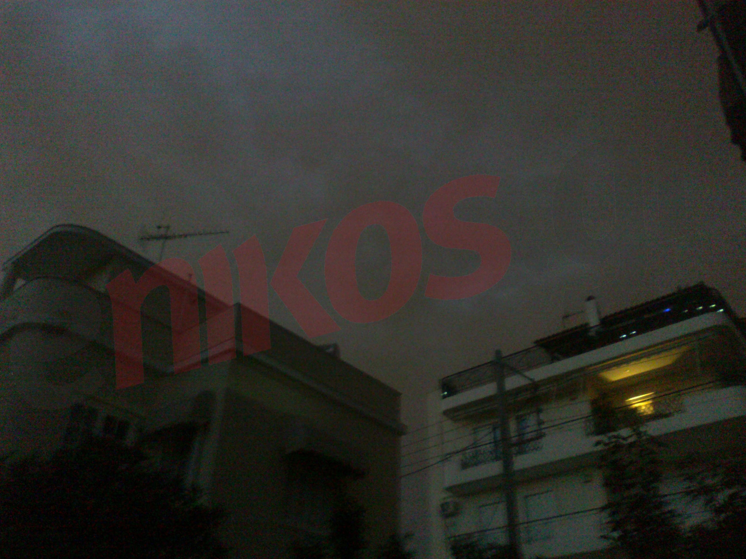 Τα σύννεφα έγιναν κόκκινα…