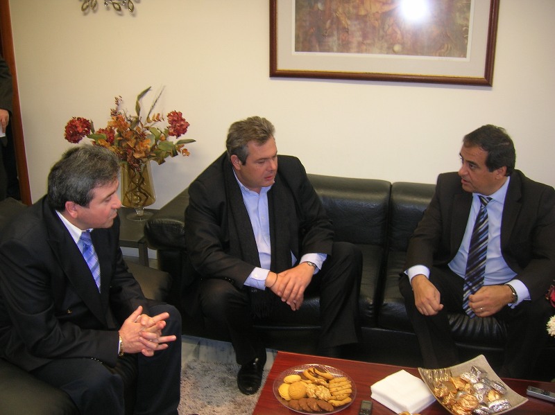 ΦΩΤΟ-Ο Καμμένος στην Καβάλα