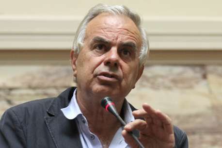 Αποστόλου:Ανατροπή της πολιτικής