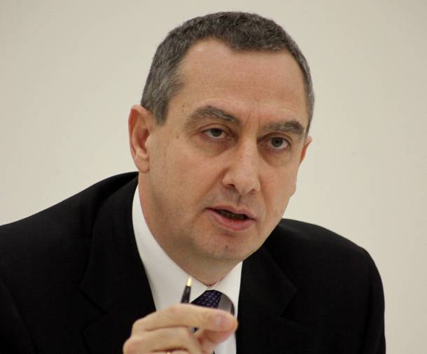 Μιχελάκης: Πολλοί υπουργοί είναι πίσω από το μέσο όρο