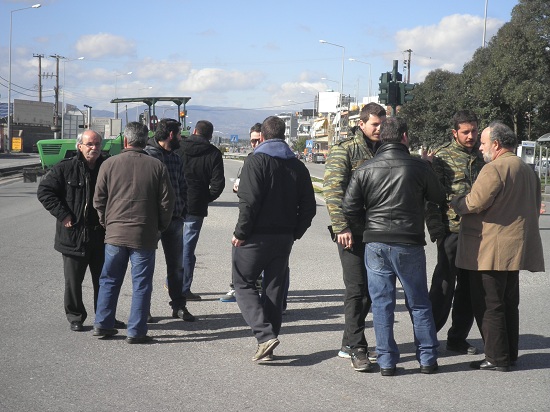 Βίντεο-Έκλεισαν την Εθνική Οδό